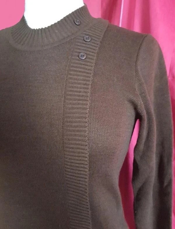 Bruine trui voor dames met knoopdetails maat 34 - XS – photo 3